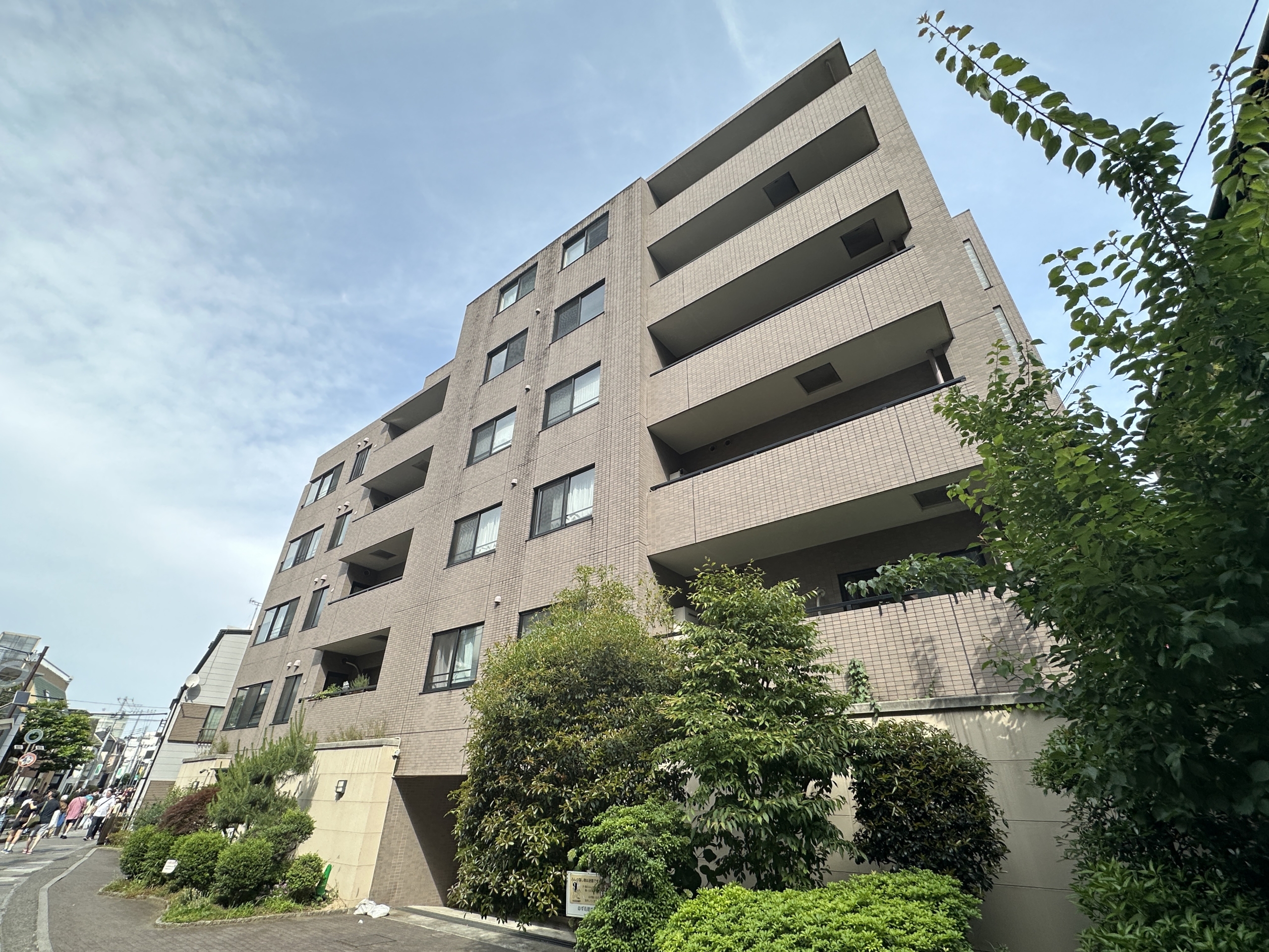 モアクレスト神宮前 1F